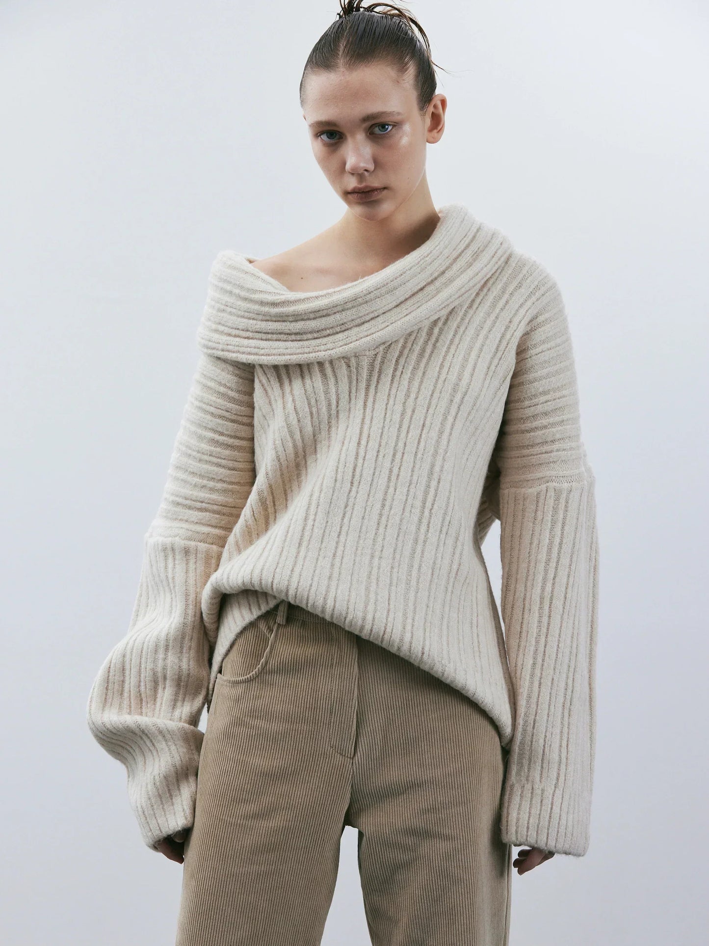 Hayley – Oversized Gebreide Trui met Hoge Coltrui