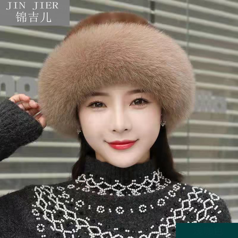 Victoria – Luxe Wintermuts