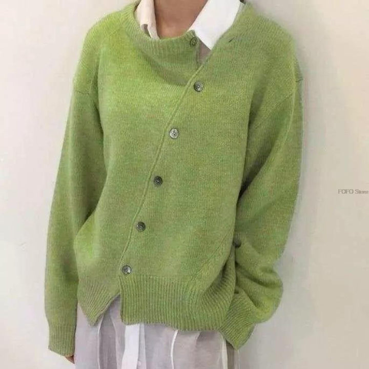 Elizabeth – Kasjmier Cardigan met Asymmetrische Sluiting