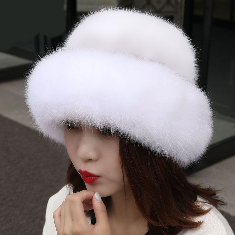 Victoria – Luxe Wintermuts