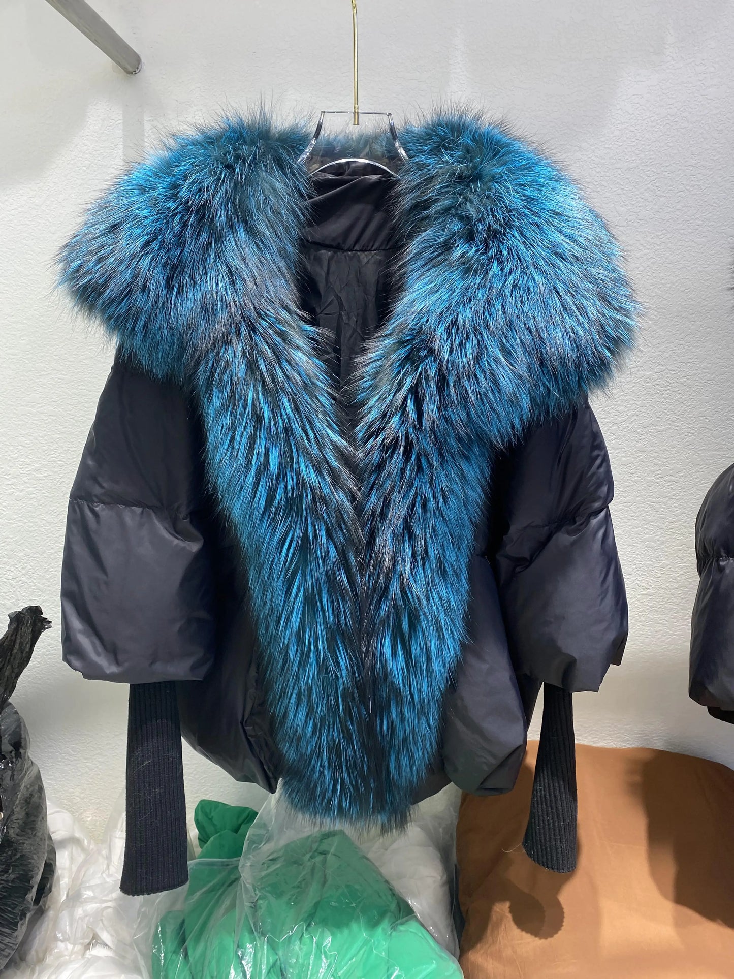 Susan – Entendaunen-Winterjacke met Veren Kraag voor Vrouwen