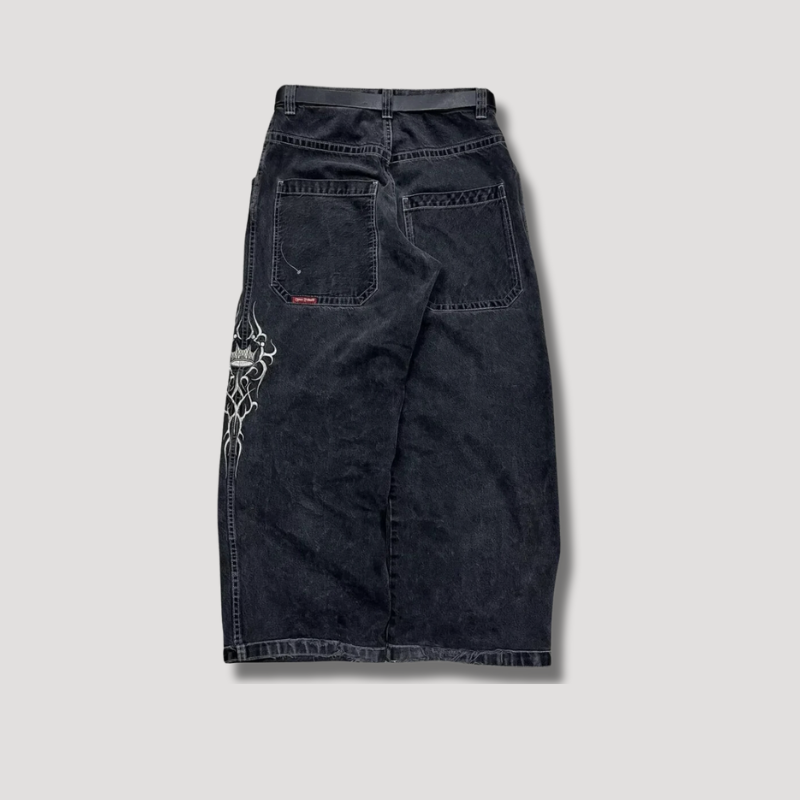 Megan – Baggy-Jeans met Kronenborduursel