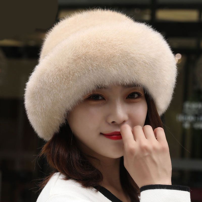 Victoria – Luxe Wintermuts