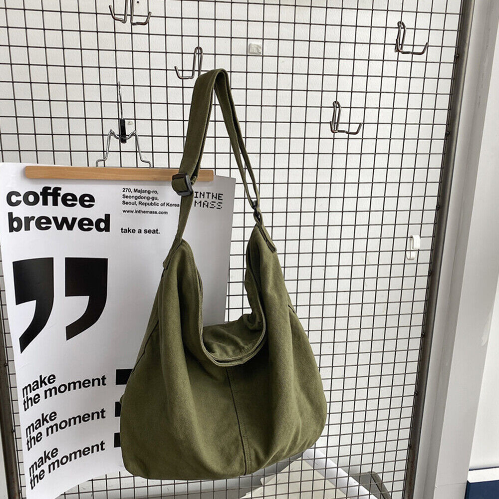 Claire – Schoudertas met Ruim Interieur