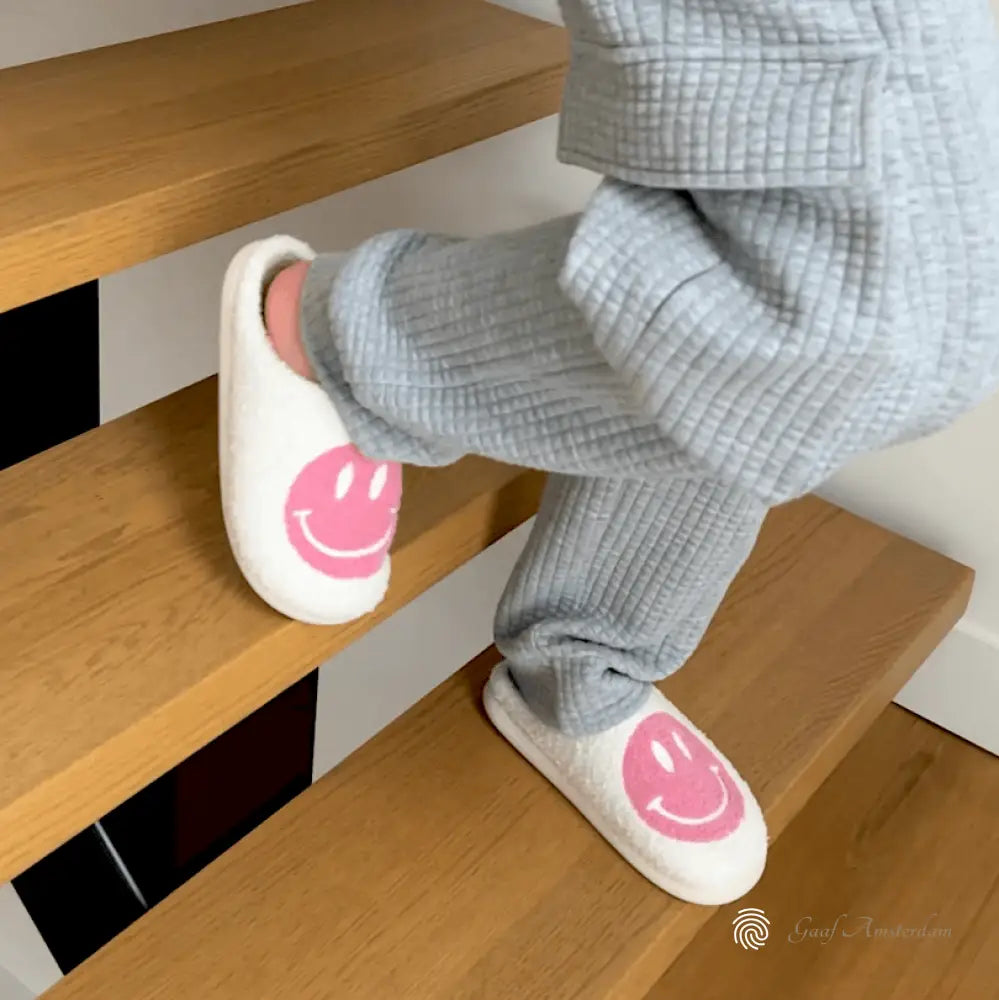 Catherine – Comfortabele Damespantoffels met Smiley-Design