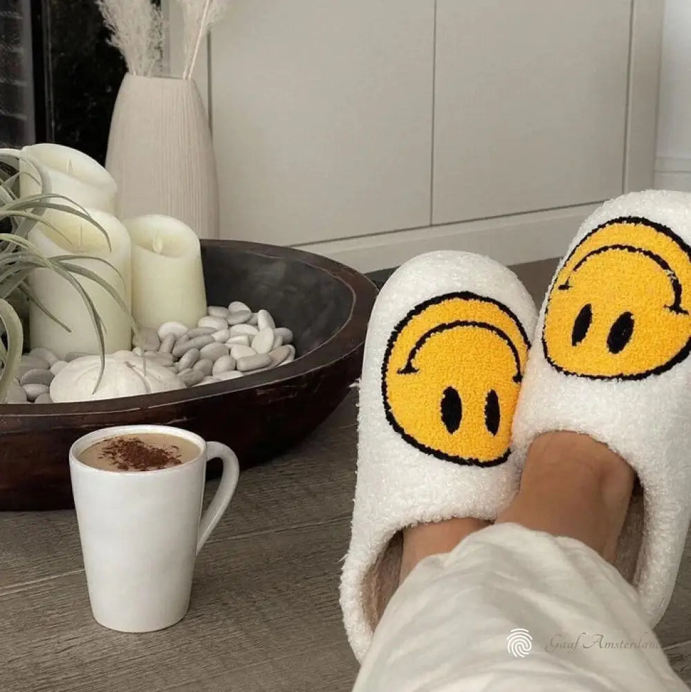 Catherine – Comfortabele Damespantoffels met Smiley-Design