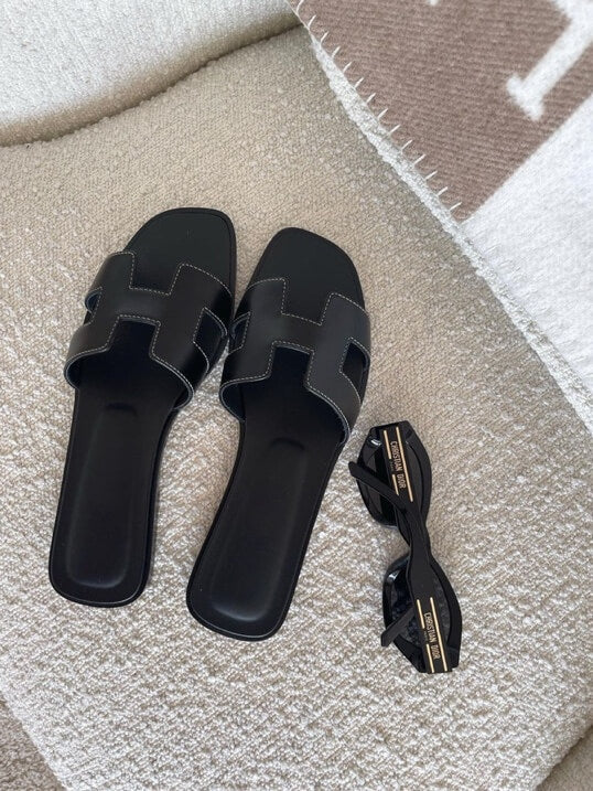 Imogen – Sandalen met Geometrische Uitsnijdingen