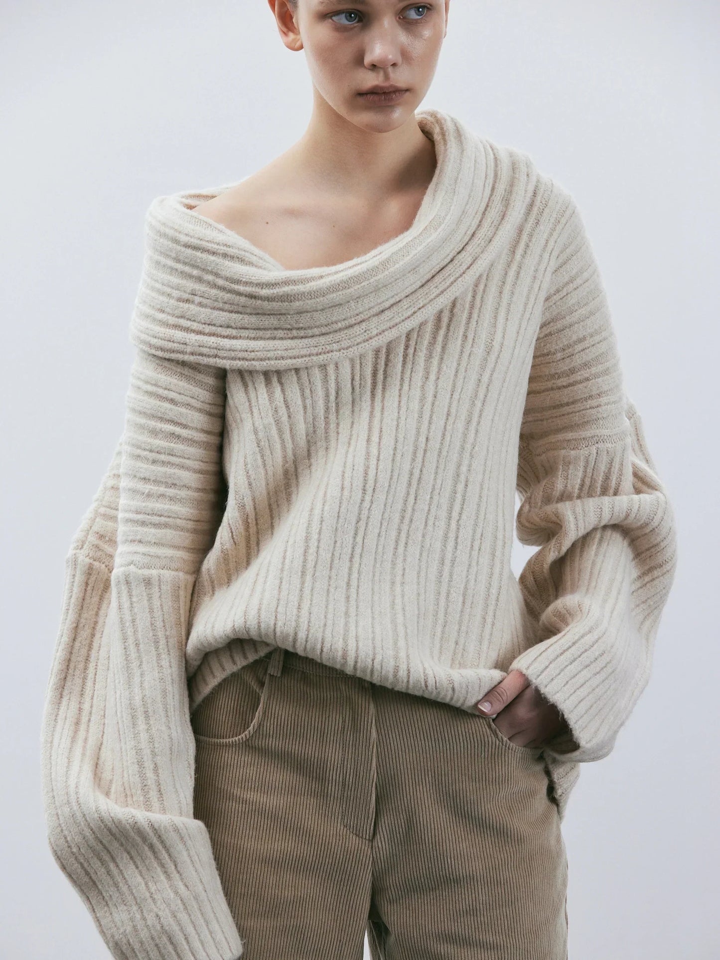 Hayley – Oversized Gebreide Trui met Hoge Coltrui