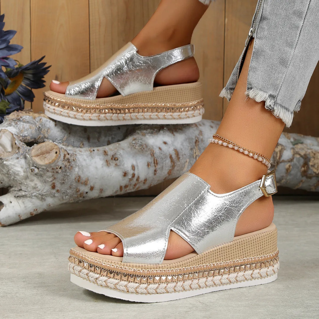 Nora™ - Sandalen met Sleehak